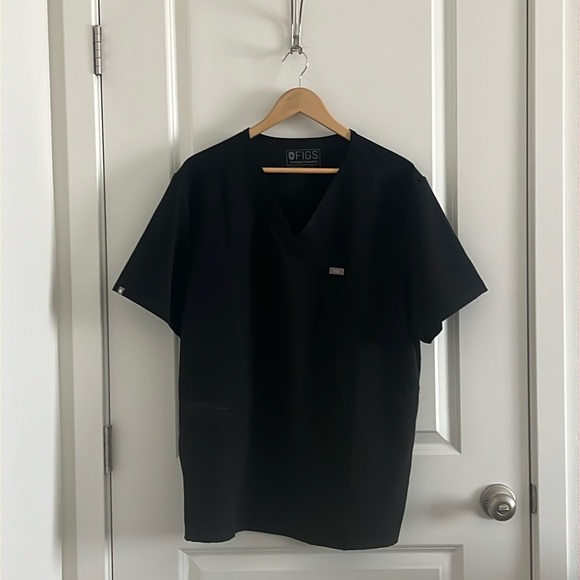 FIGS Men’s Scrub Top - Black (XL) - Picture 1 of 9